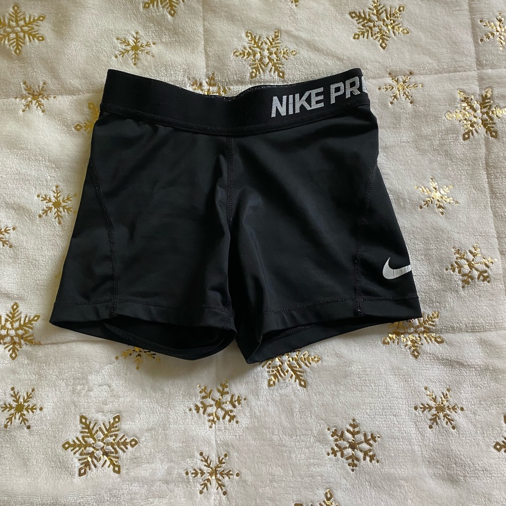 Girls Small Nike Pros